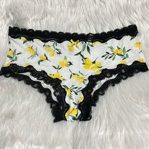 NWT Torrid Cheeky Panty